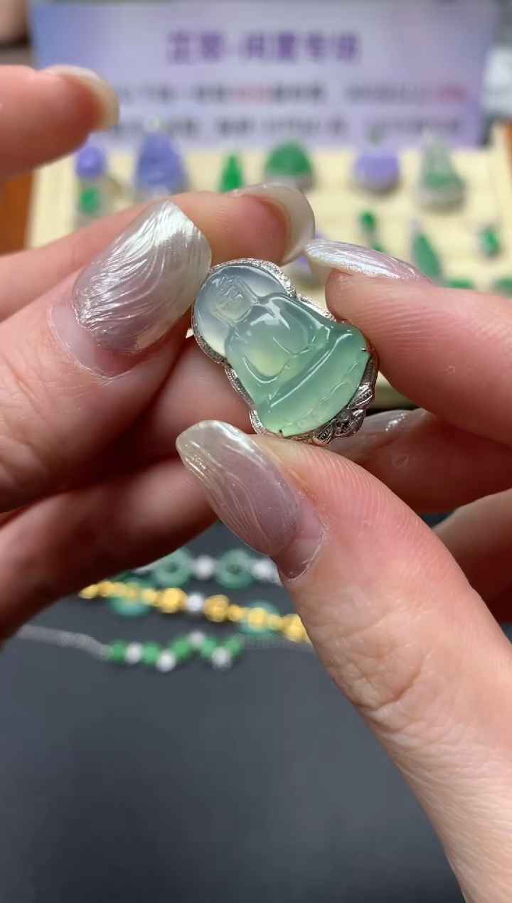【闪购商品】翡翠吊坠(不含链)18K金镶嵌吊坠|3600+360