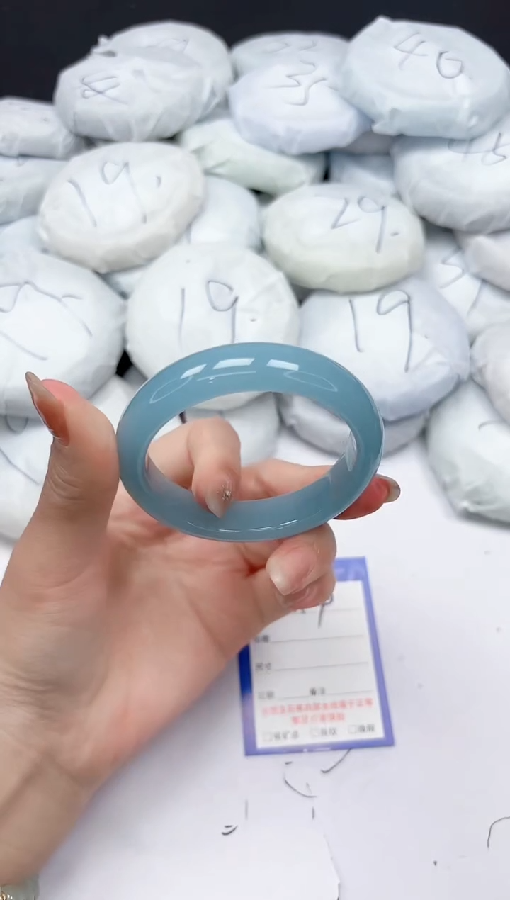 未镶嵌手镯石英质玉214/5253