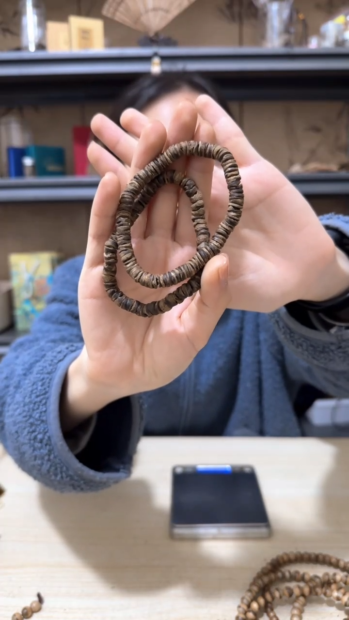 【闪购商品】沉香手串42号文莱野料99结油随型手串多样性一条