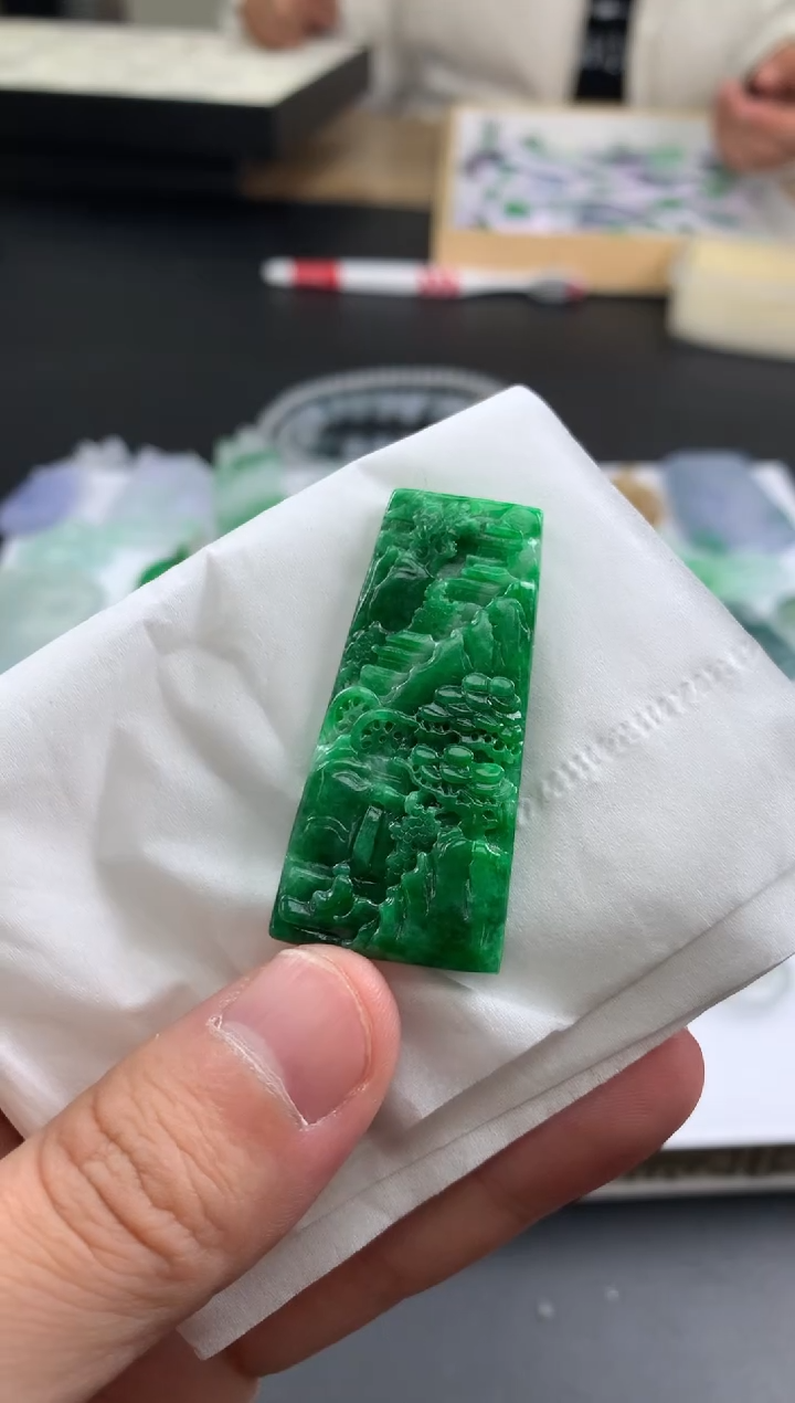 【闪购商品】定制翡翠未镶嵌翡翠