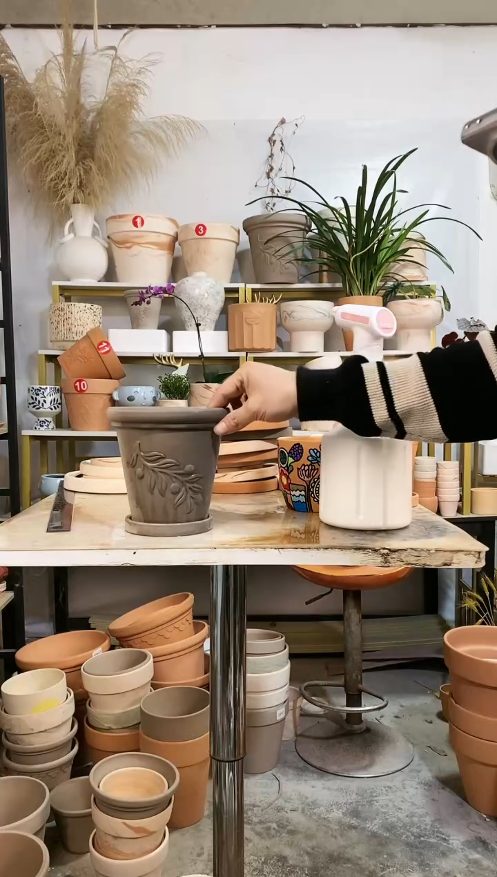 【闪购商品】红陶16*15灰陶橄榄枝 1盆1托