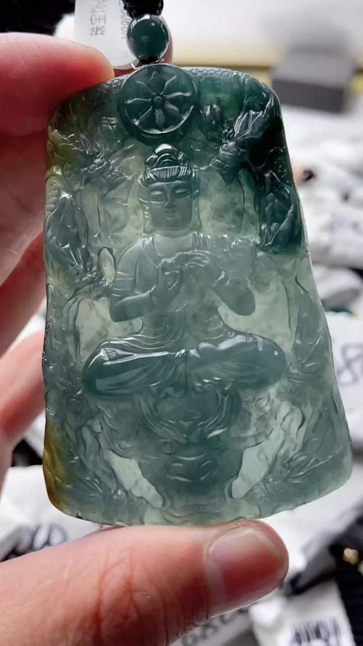 【闪购商品】翡翠颈饰未镶嵌8888888888888