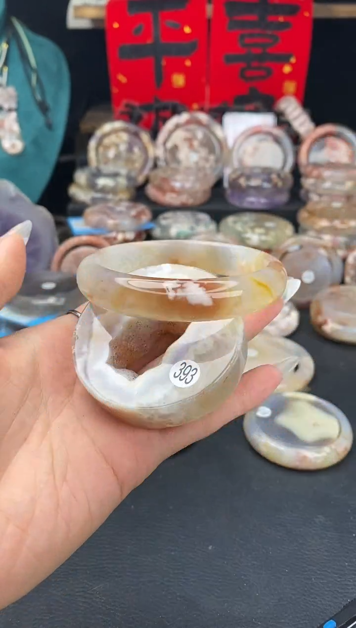 【闪购商品】石英质玉手镯（圆镯）未镶嵌63