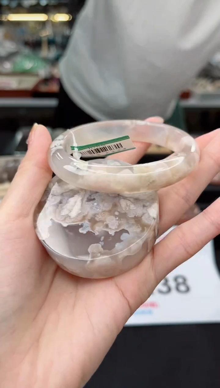 【闪购商品】石英质玉手镯未镶嵌58圈口（赠品镯心）3931231