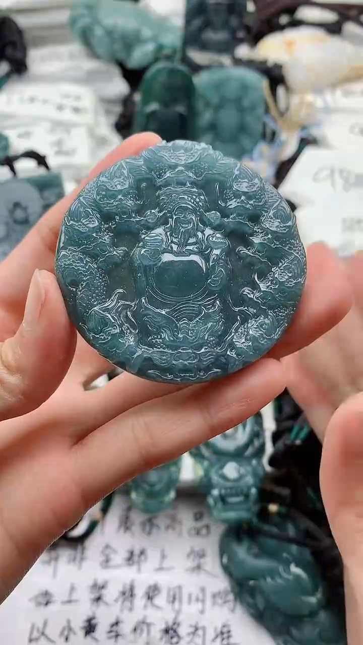 颈饰未镶嵌翡翠8