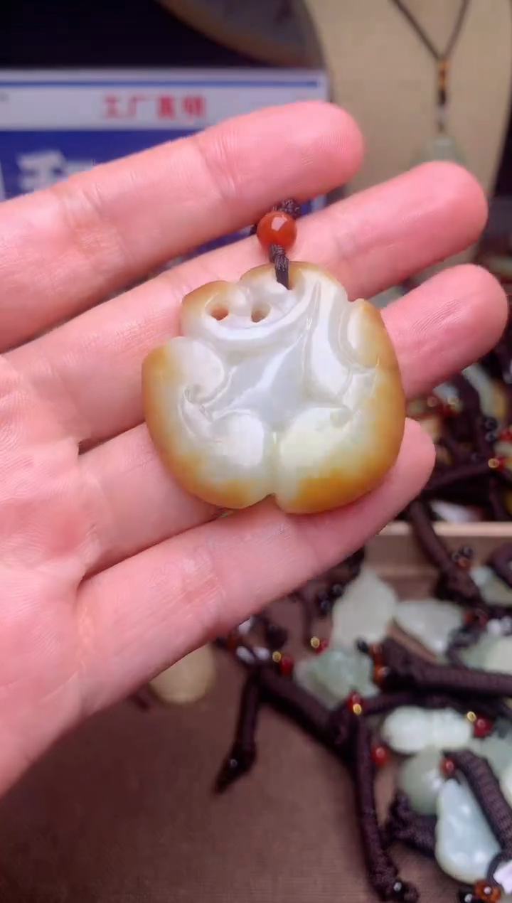 【闪购商品】和田玉未镶嵌颈饰1