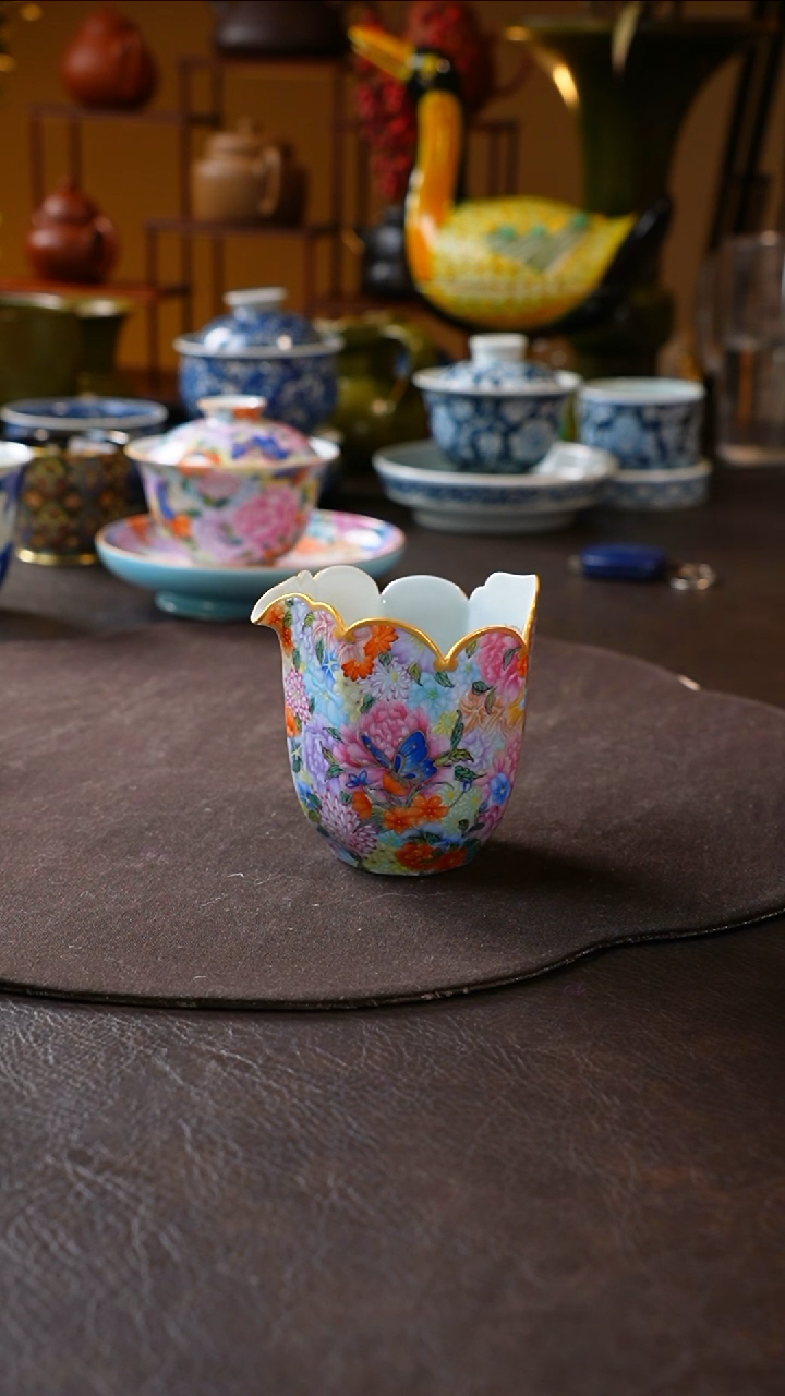 【闪购商品】万花花瓣形公道（描金）