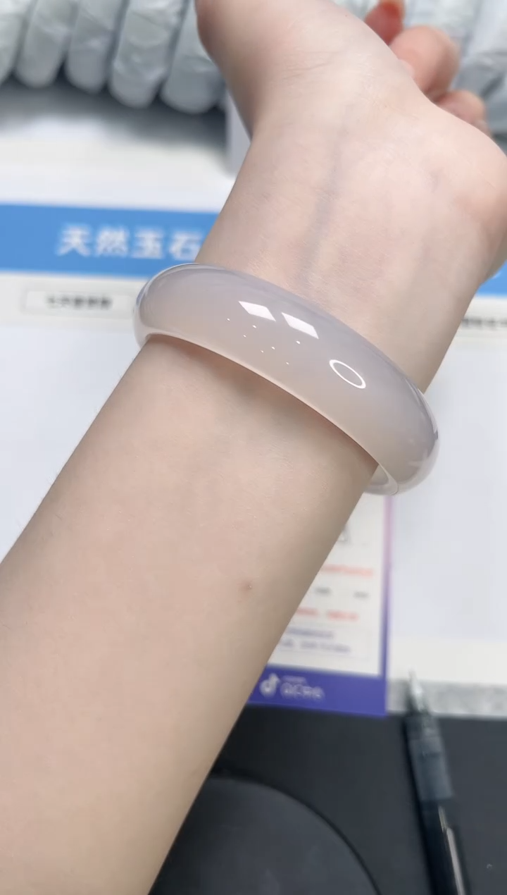石英质玉未镶嵌手镯226-58.8荔枝