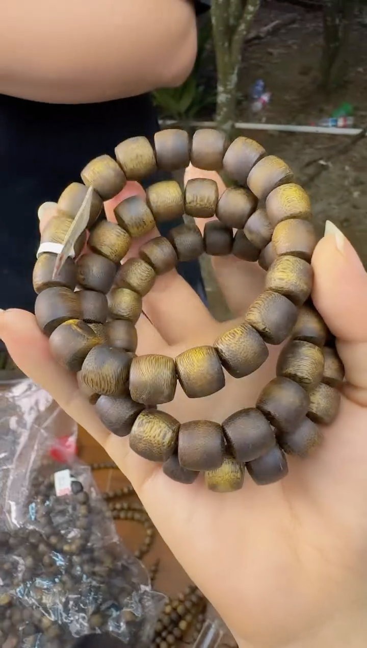 沉香手串1.2*14乌身鼓珠 多样性发1