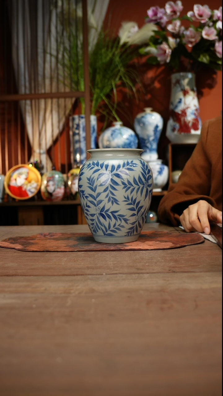 当代高温釉下彩手绘陶瓷餐具