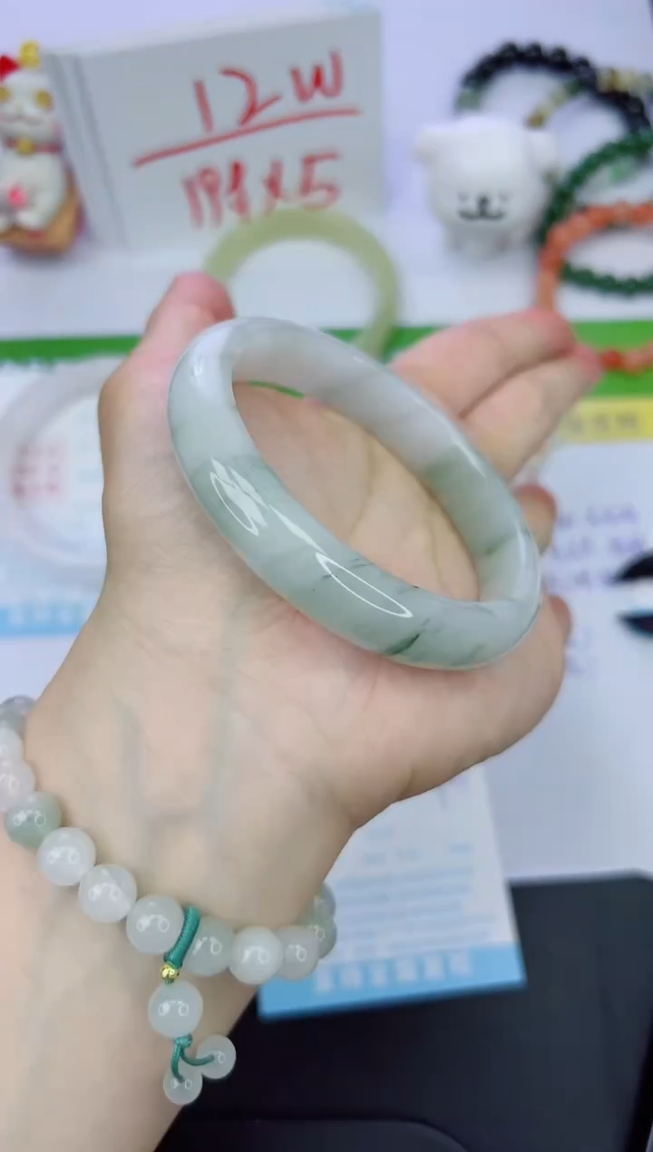 【闪购商品】石英质玉手镯未镶嵌480-60.6