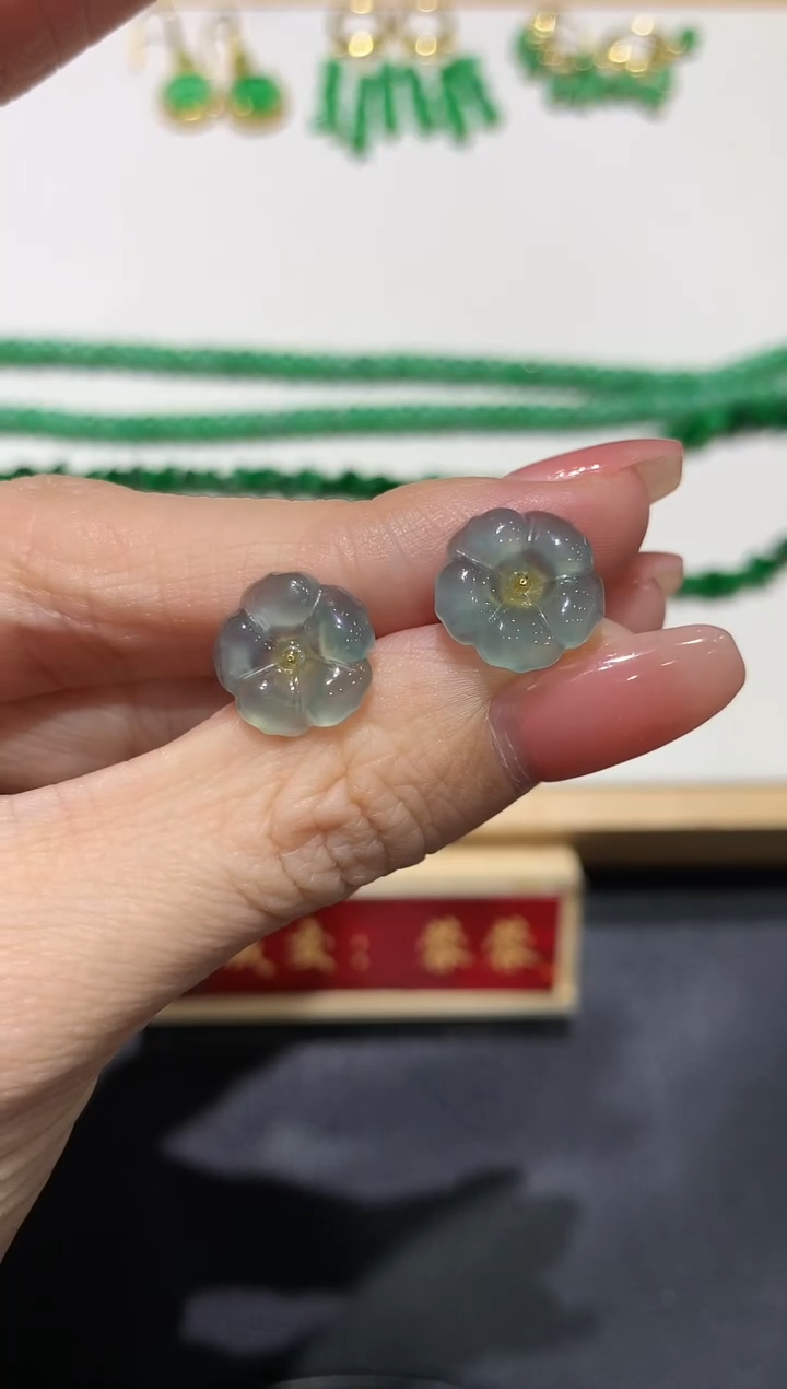 【闪购商品】翡翠吊坠(不含链)合金2多人多样性随机发货1件