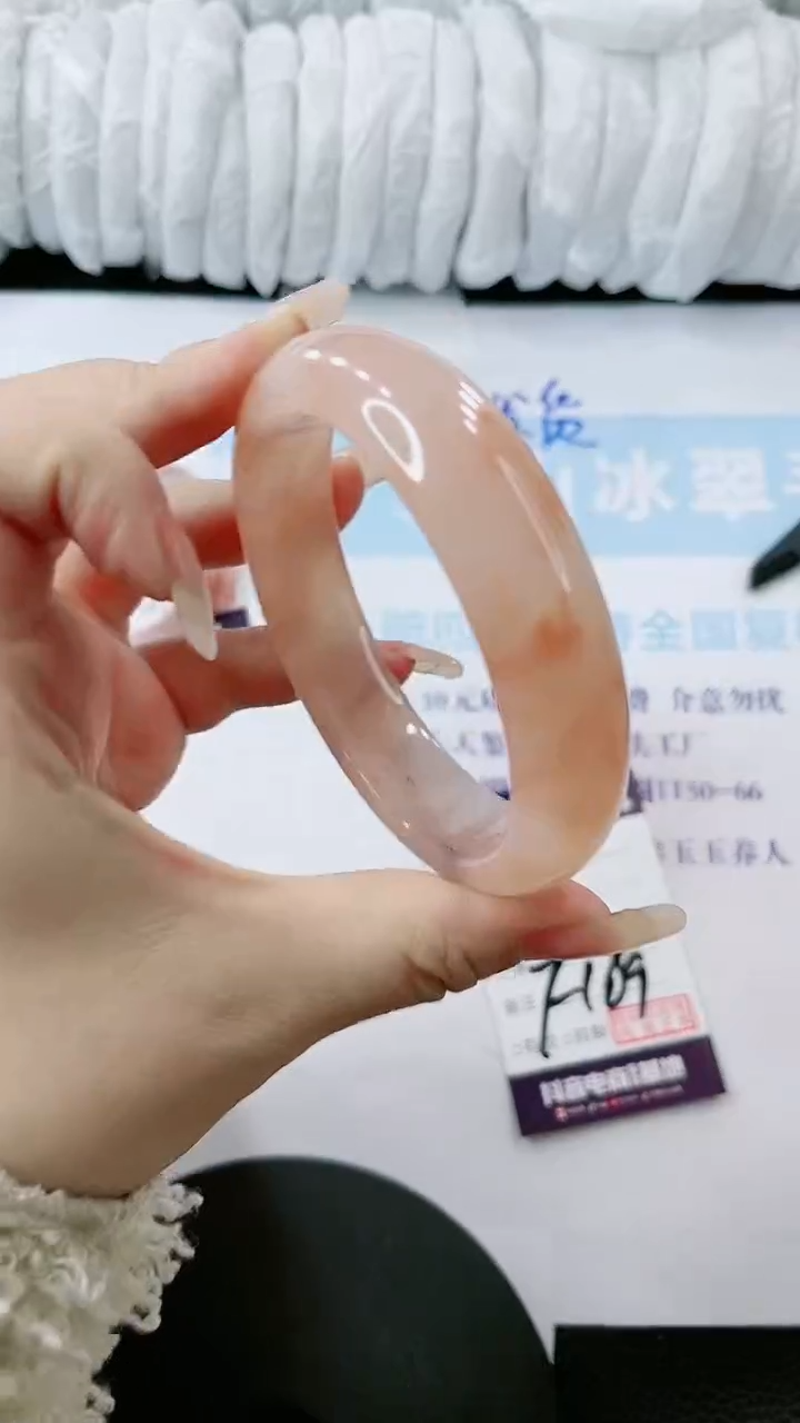 【闪购商品】石英质玉手镯未镶嵌多样性发货F189-62