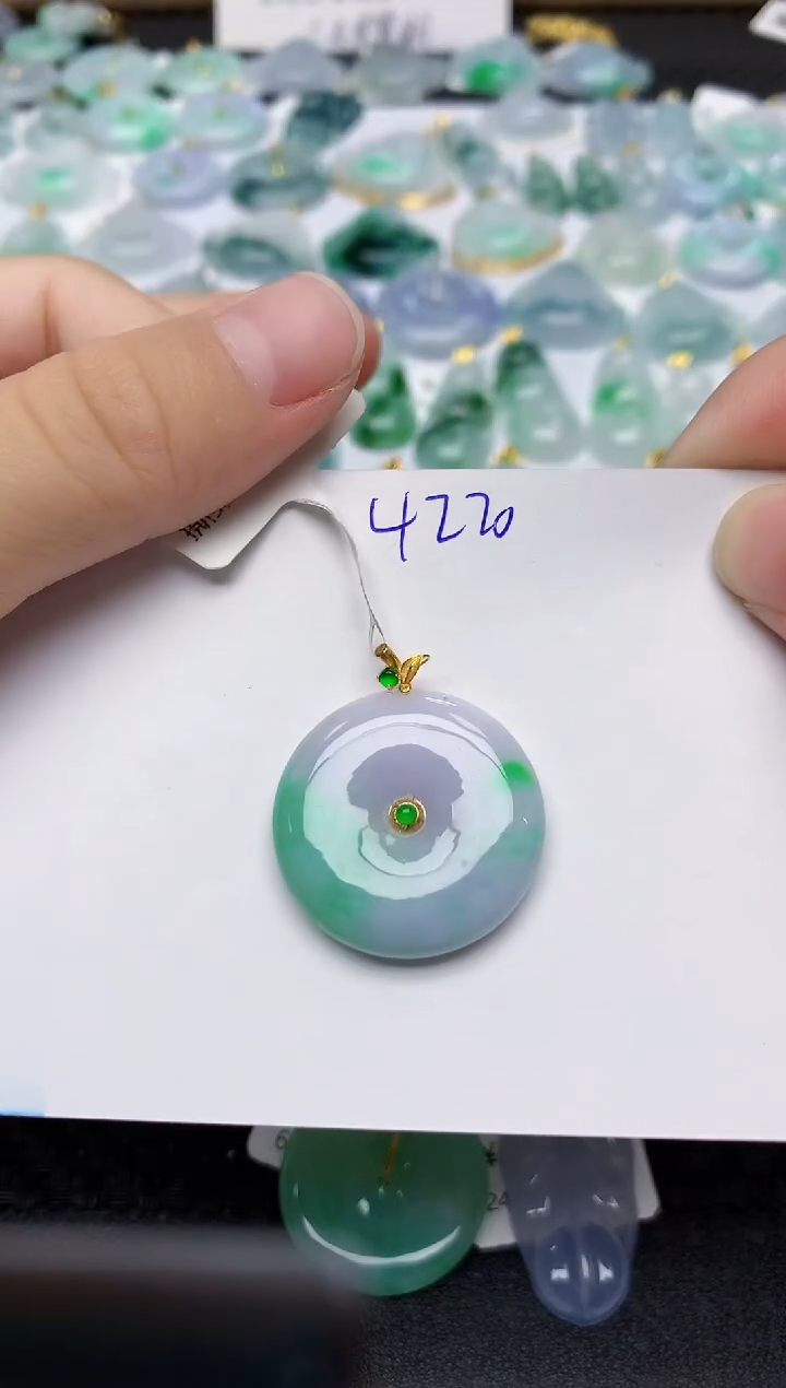 颈饰18K金镶嵌翡翠天然缅甸A货翡翠百元以上9元证书费自理