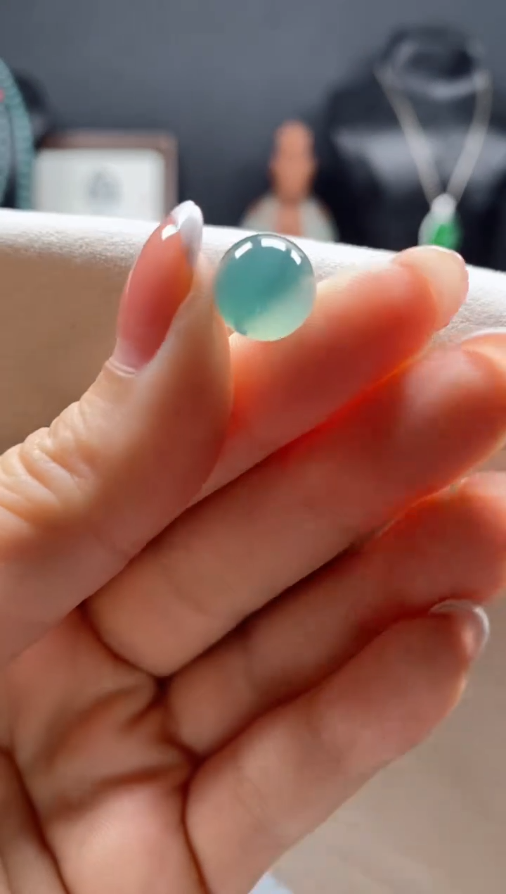 翡翠未镶嵌颈饰0448921217