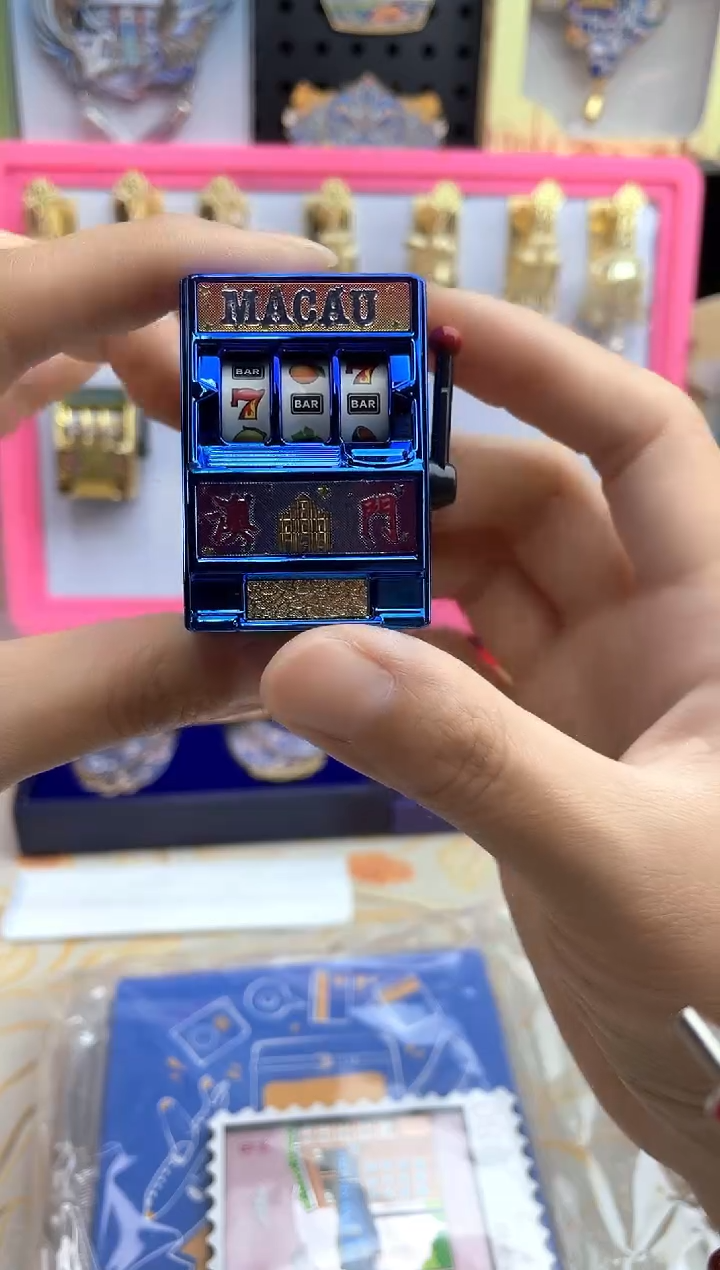 木质蒸汽潮玩店澳门