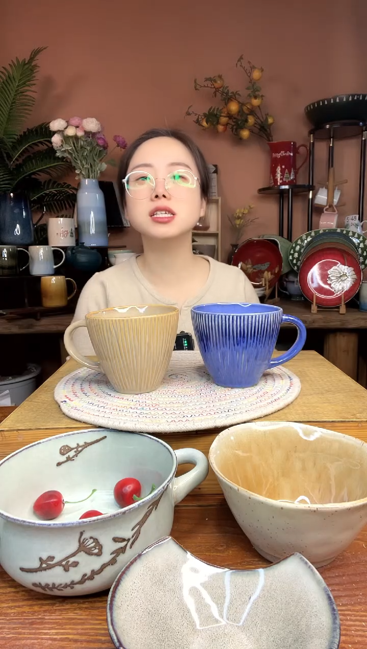 陶瓷450毫升双色浮雕 水杯 2件 微瑕