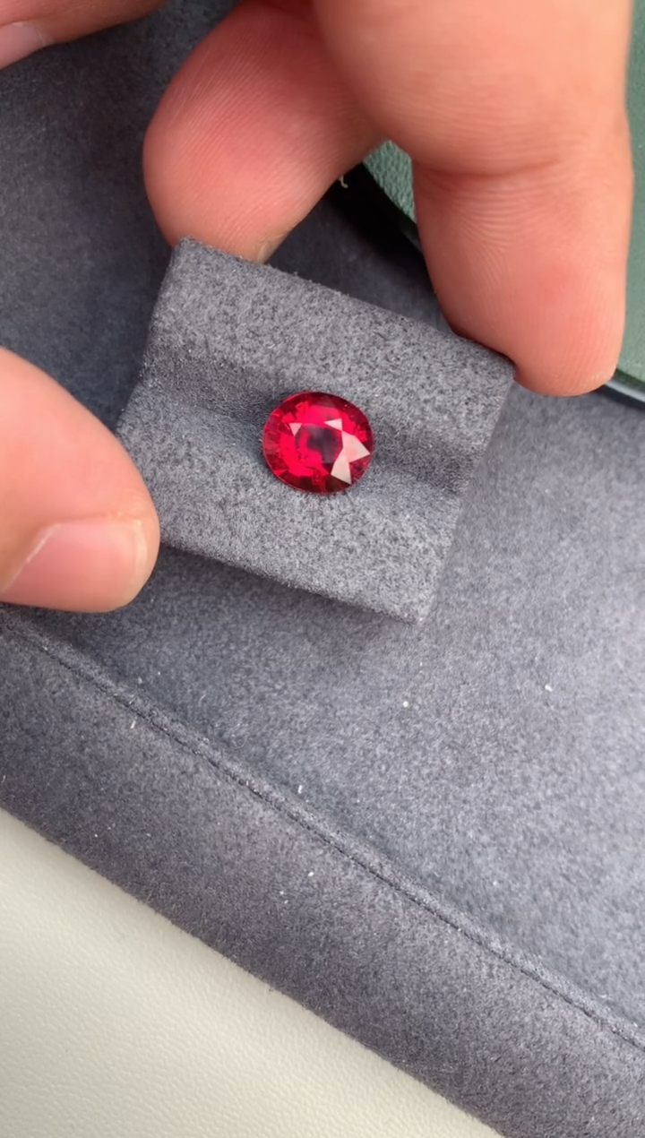 【闪购商品】碧玺裸石未镶嵌2.3ct卢比莱