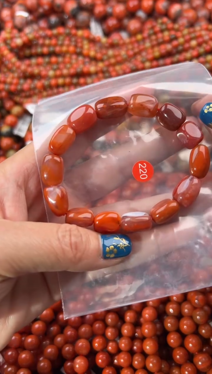 未镶嵌手串南红玛瑙9+