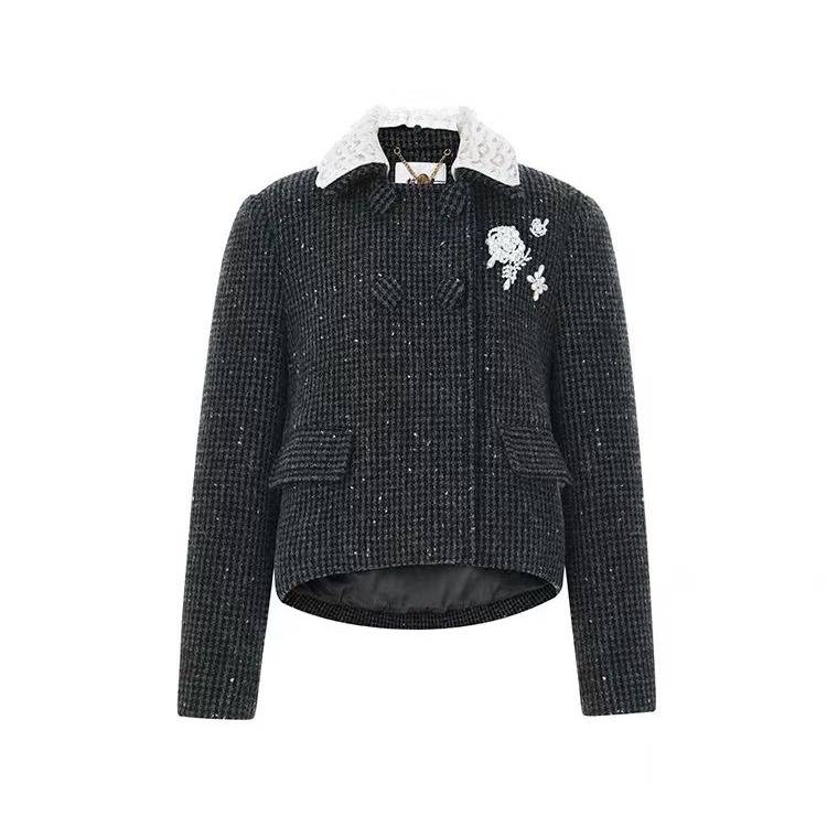 LeFame/拉飞姆24冬新品蝴蝶结造型A摆层叠花边领外套LF24D51SC120