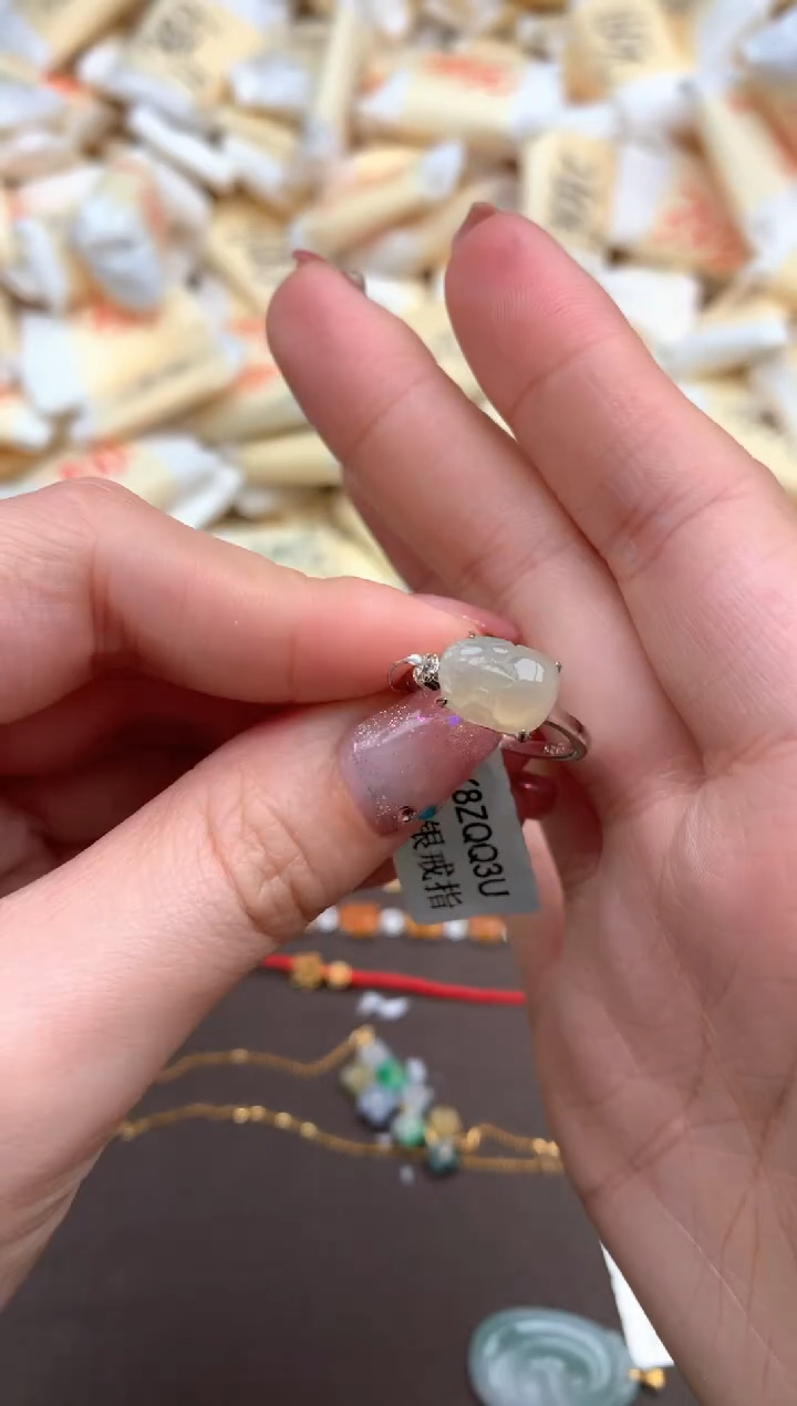 【闪购商品】翡翠戒指银S925镶嵌一