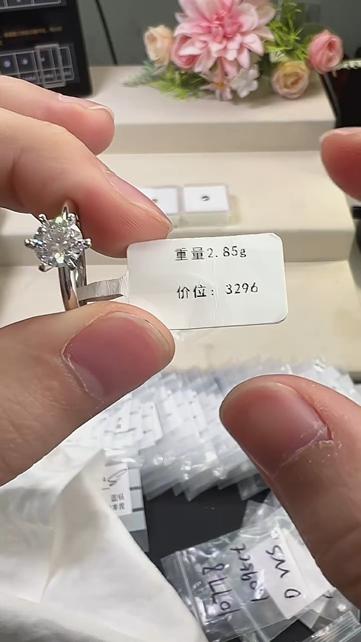 【闪购商品】实验室培育钻石裸石未镶嵌1.05ct14圈口六爪