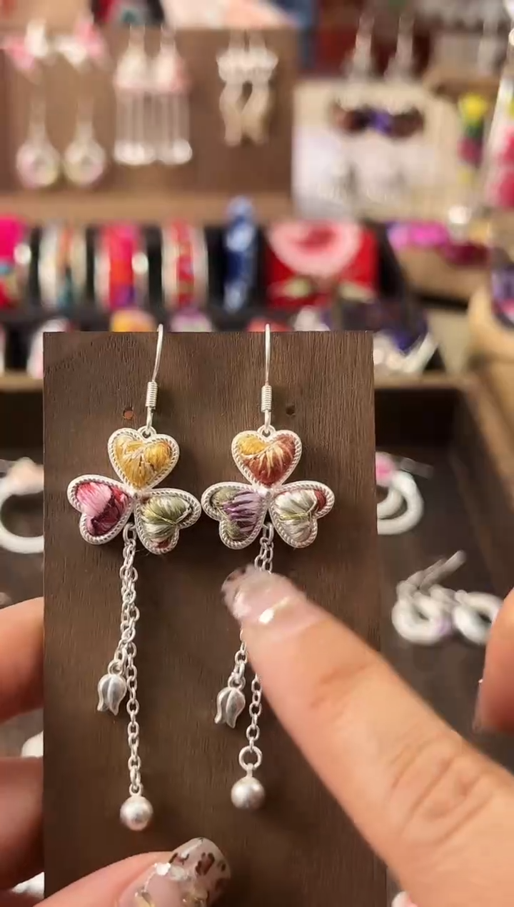 【闪购商品】织绣民族风老绣饰品162