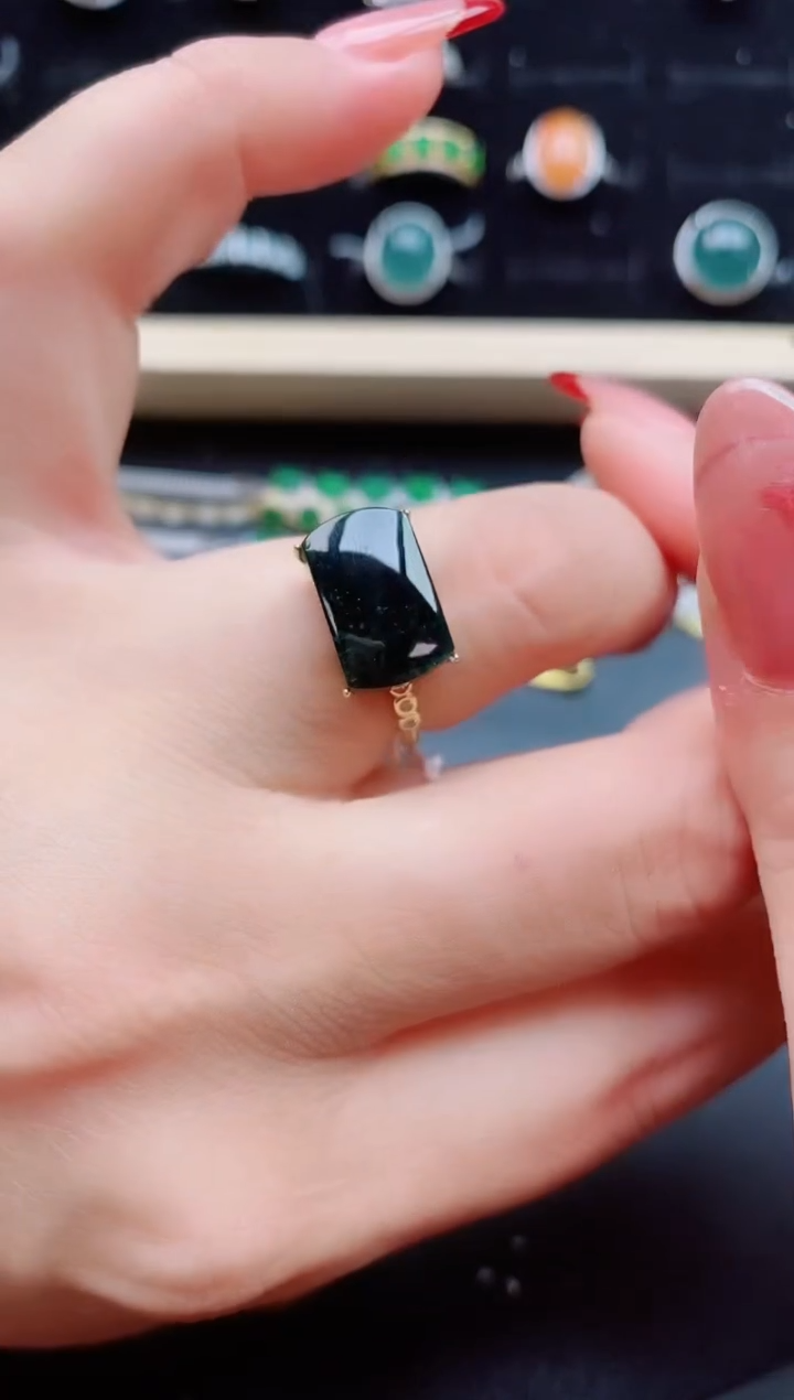 【闪购商品】翡翠戒指银S925镶嵌3232