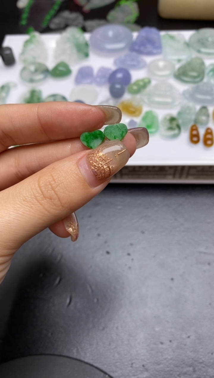 【闪购商品】定制翡翠未镶嵌翡翠毛货~