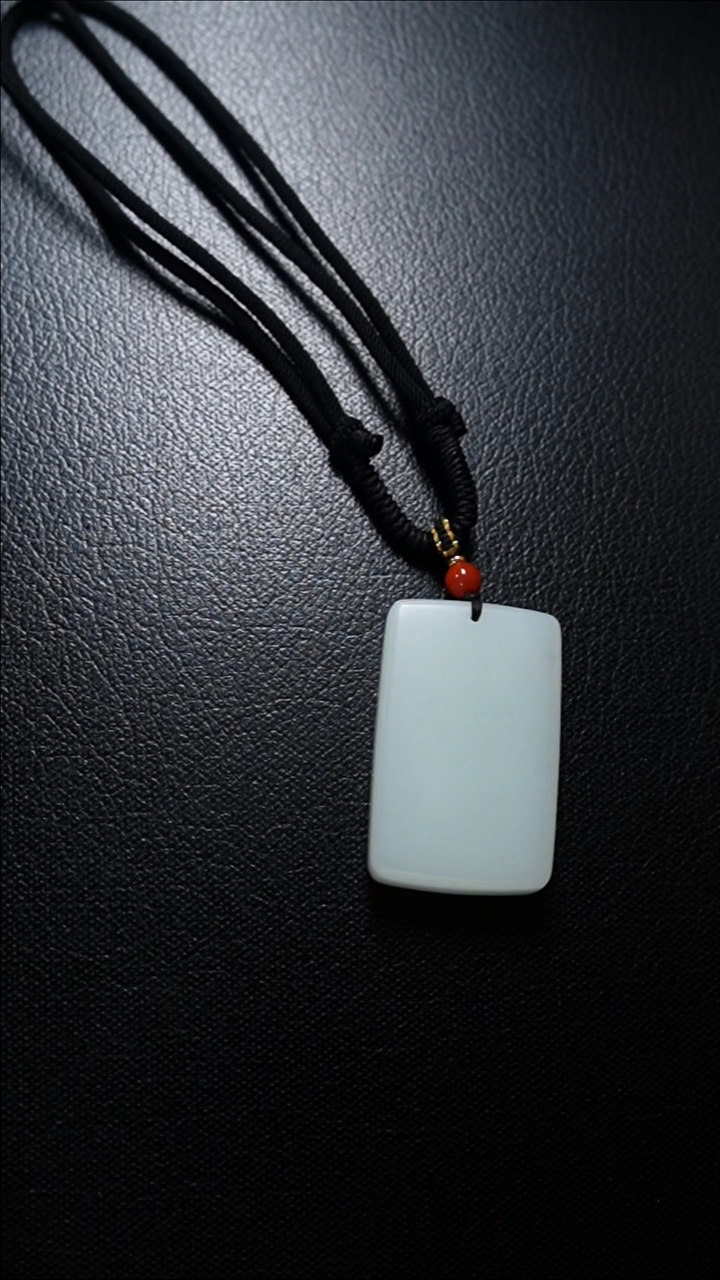 【闪购商品】和田玉颈饰未镶嵌无事牌