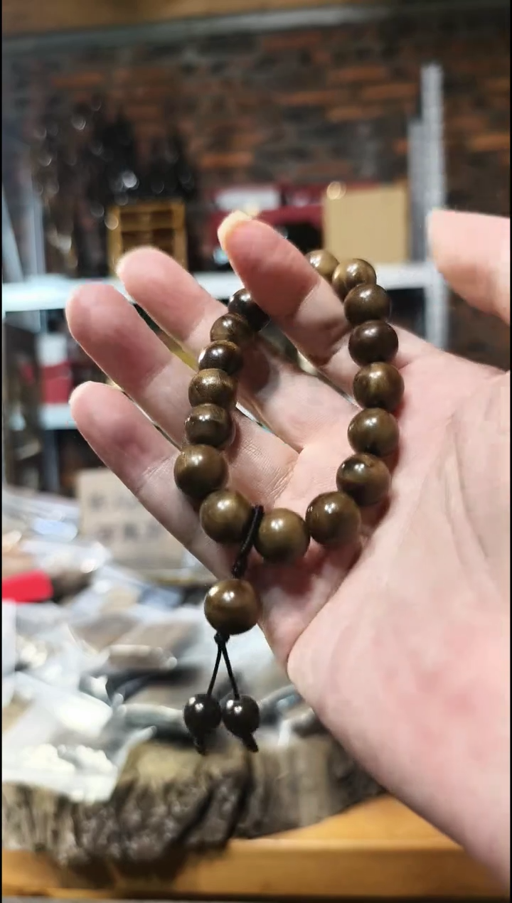 金丝楠嘻***语1.2阴沉黄龙胆单圈