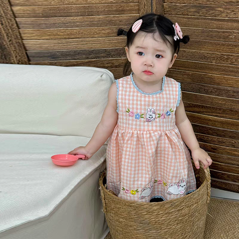 夏季婴儿无袖格子包屁衣粉色小兔包屁裙子宝宝方格花边连体衣