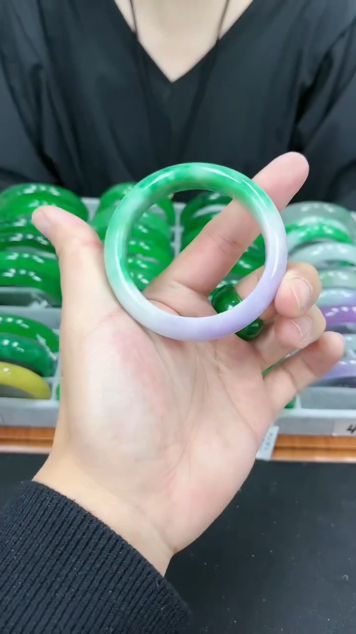 【闪购商品】砖雕s18 春带彩手镯 圈口53.4