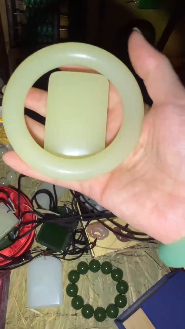 和田玉未镶嵌摆件闪购高端商品链接