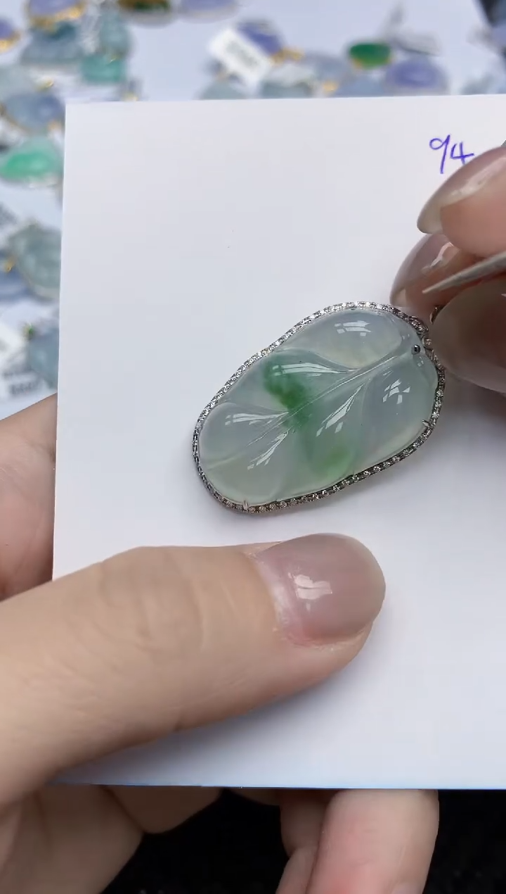 【闪购商品】翡翠颈饰18K金镶嵌天然翡翠A货