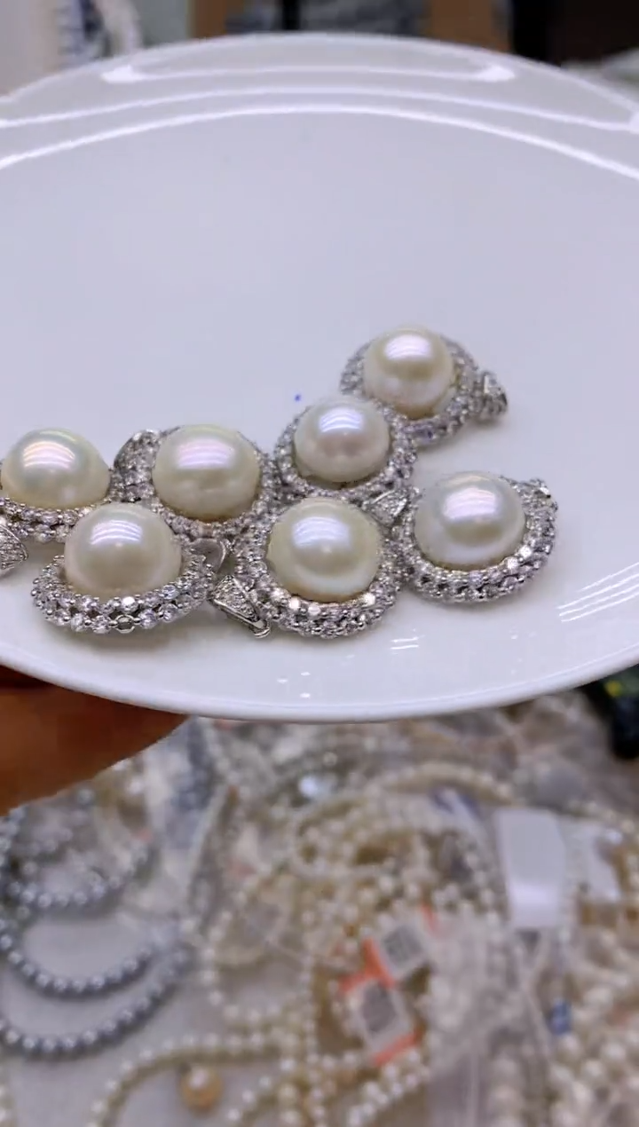 未镶嵌1淡水珍珠吊坠