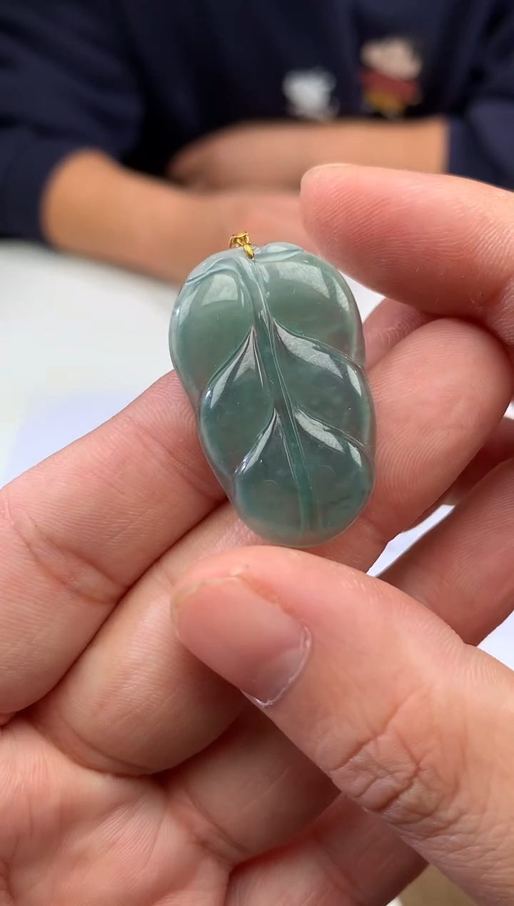 吊坠(不含链)18K金镶嵌翡翠叶子