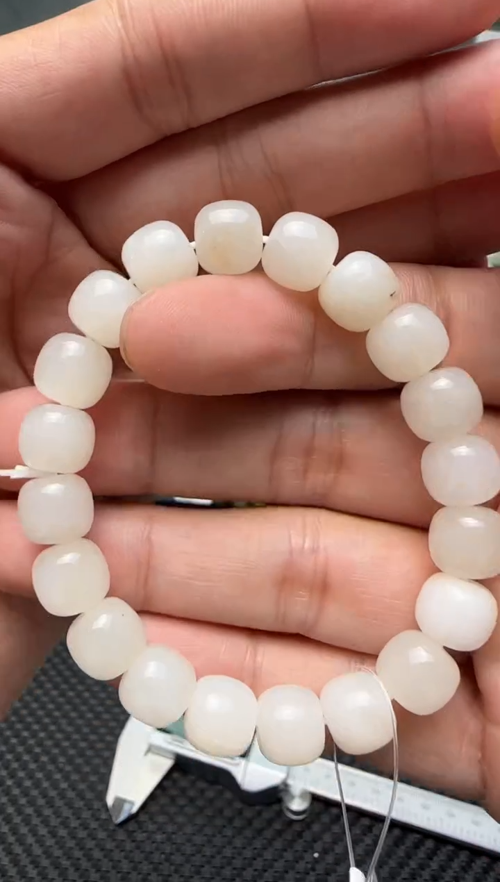 未镶嵌手串和田玉天泰手串卡9x10 有裂