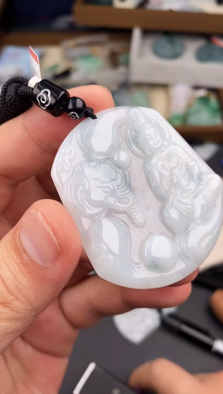 【闪购商品】翡翠颈饰未镶嵌  天然翡翠，一物一图