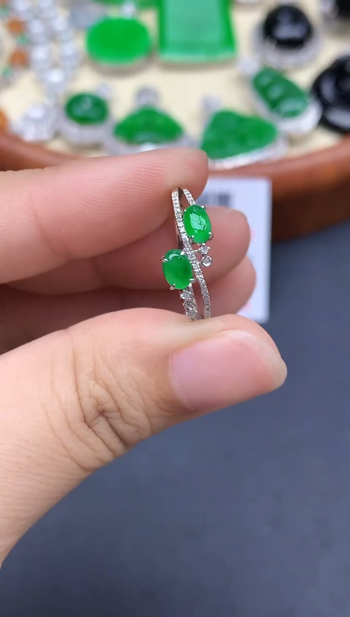 颈饰18K金镶嵌翡翠453-中国好珍宝