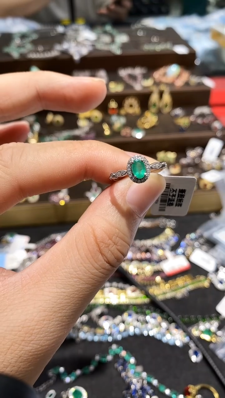 【闪购商品】祖母绿戒指银S925镶嵌戒指