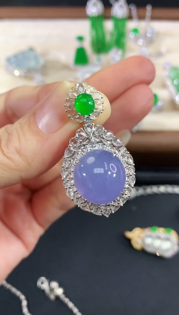 吊坠(不含链)18K金镶嵌翡翠鱼*圈225|58000