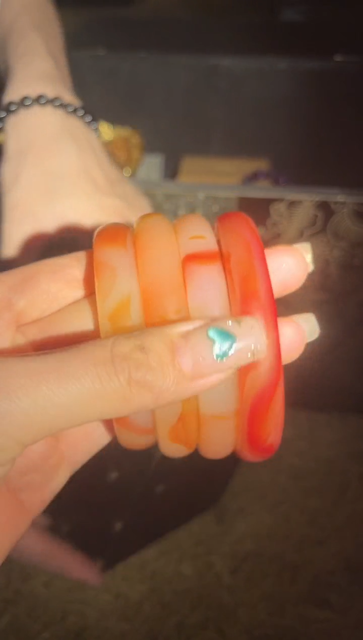 【闪购商品】【闪购商品】白红手镯两个