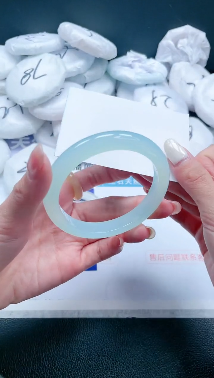 【闪购商品】石英质玉手镯未镶嵌16J82-58