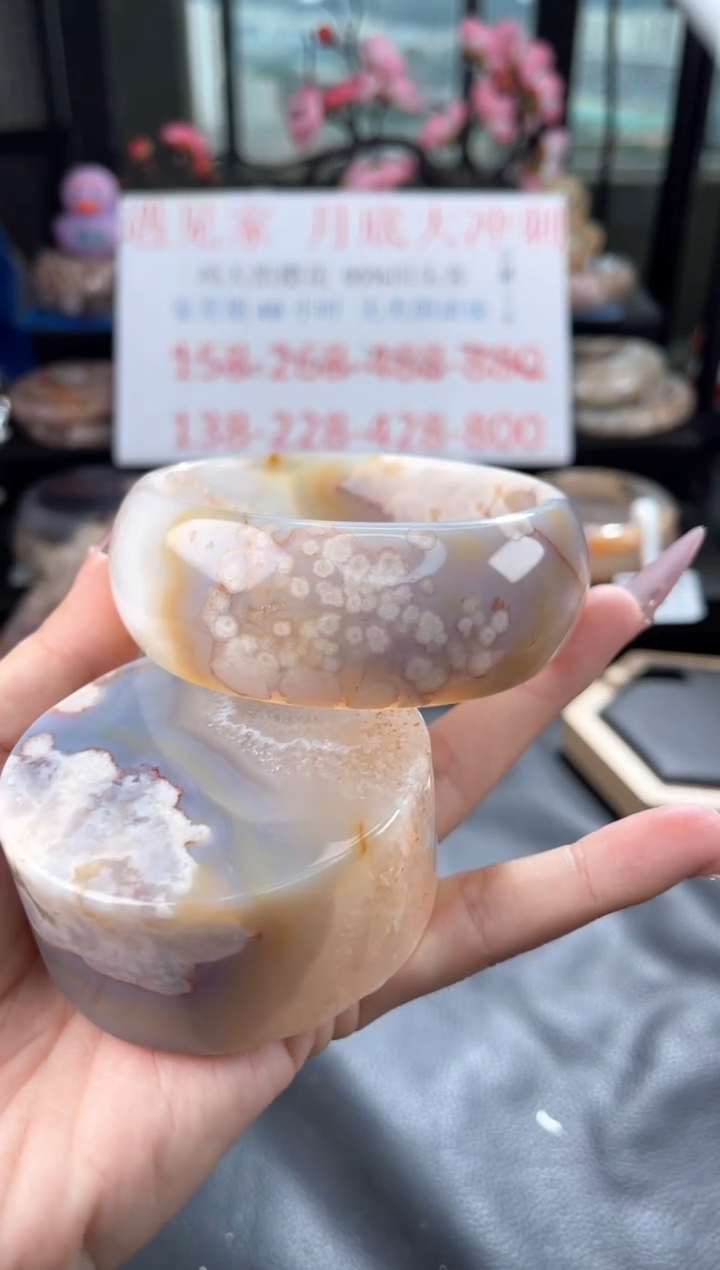 石英质玉未镶嵌手镯65