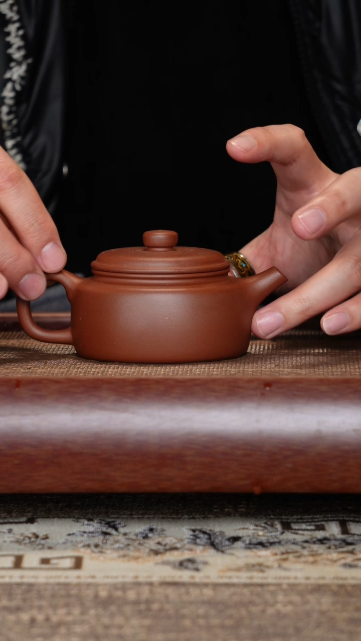 【闪购商品】紫砂茶壶扁德钟底槽清半手工