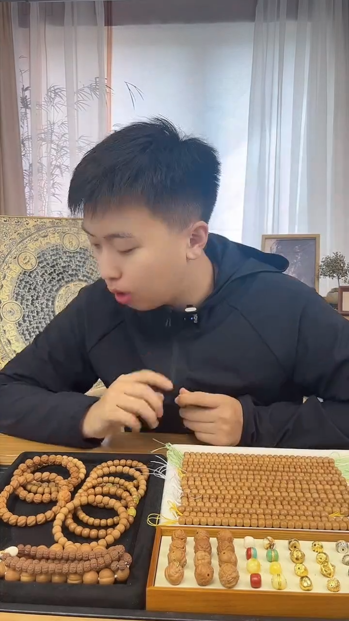 猴头核桃手串云锦