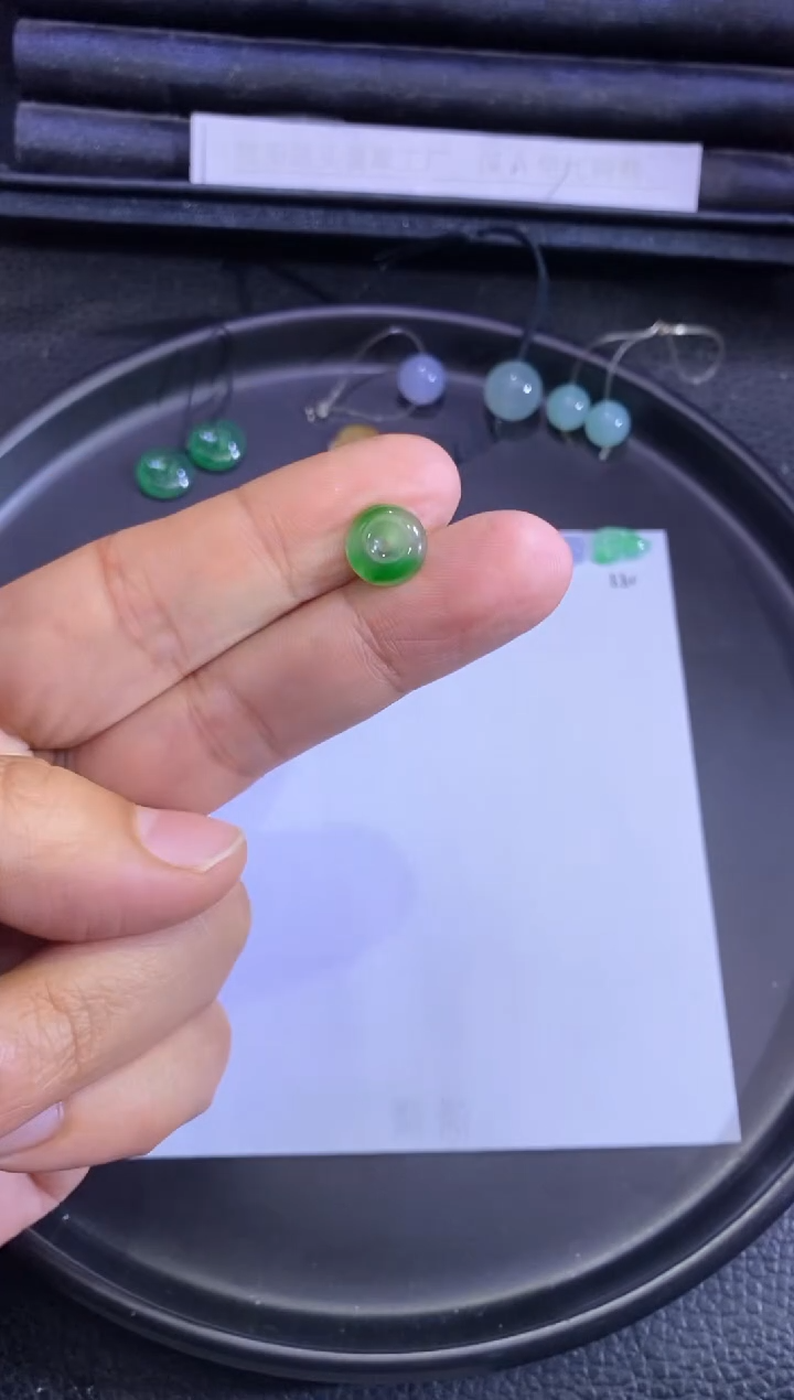 未镶嵌挂件翡翠扣子