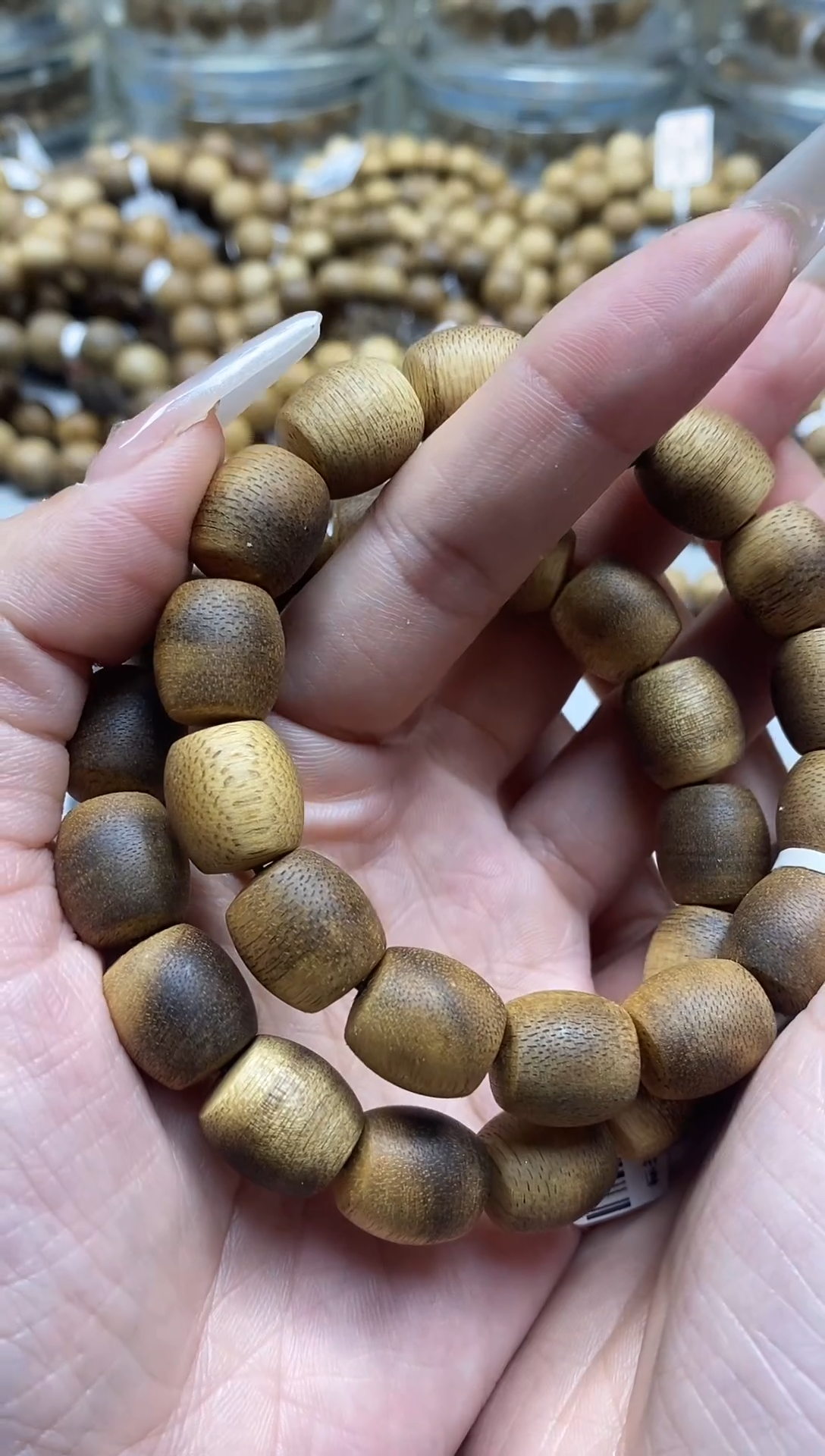 【闪购商品】沉香手串文莱老型单圈13*14多样性发其一