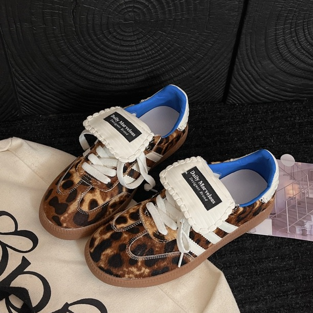 马毛牛皮翻盖德训鞋低帮韩版小众豹纹